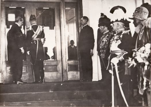 The Duke of York opening the door to Parliament House with key