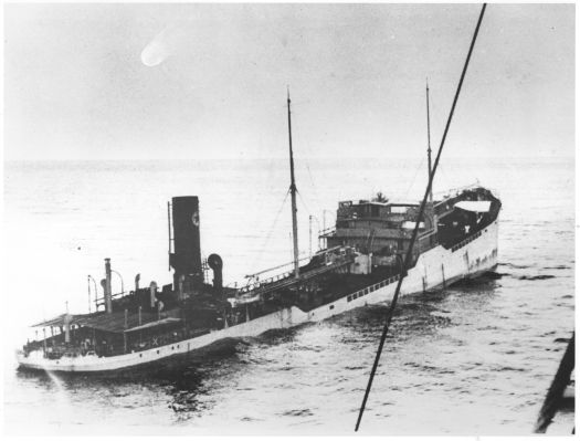 Norweigan tanker scuttled by crew after capturing German raider