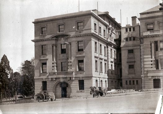 Commonwealth Offices, Treasury Place, Melbourne