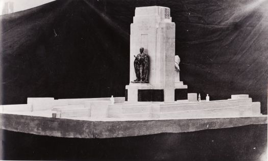 King George V monument - model