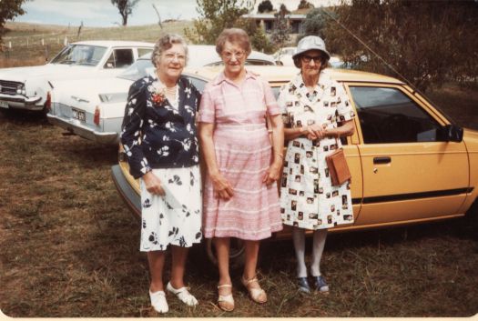 Alex Blundell's daughters, Addie, Florrie and Nora